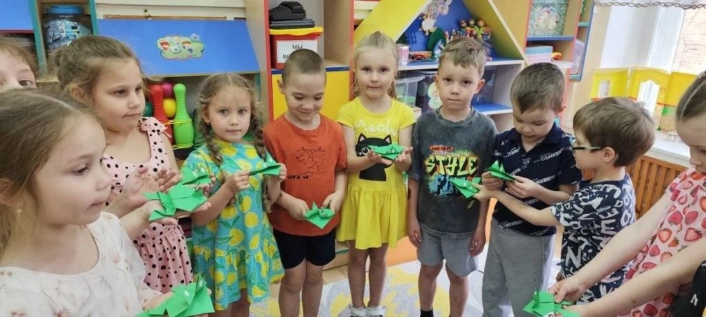Лето — это пора ярких впечатлений и удивительных встреч. Во время беседы о летнем отдыхе наши ребята