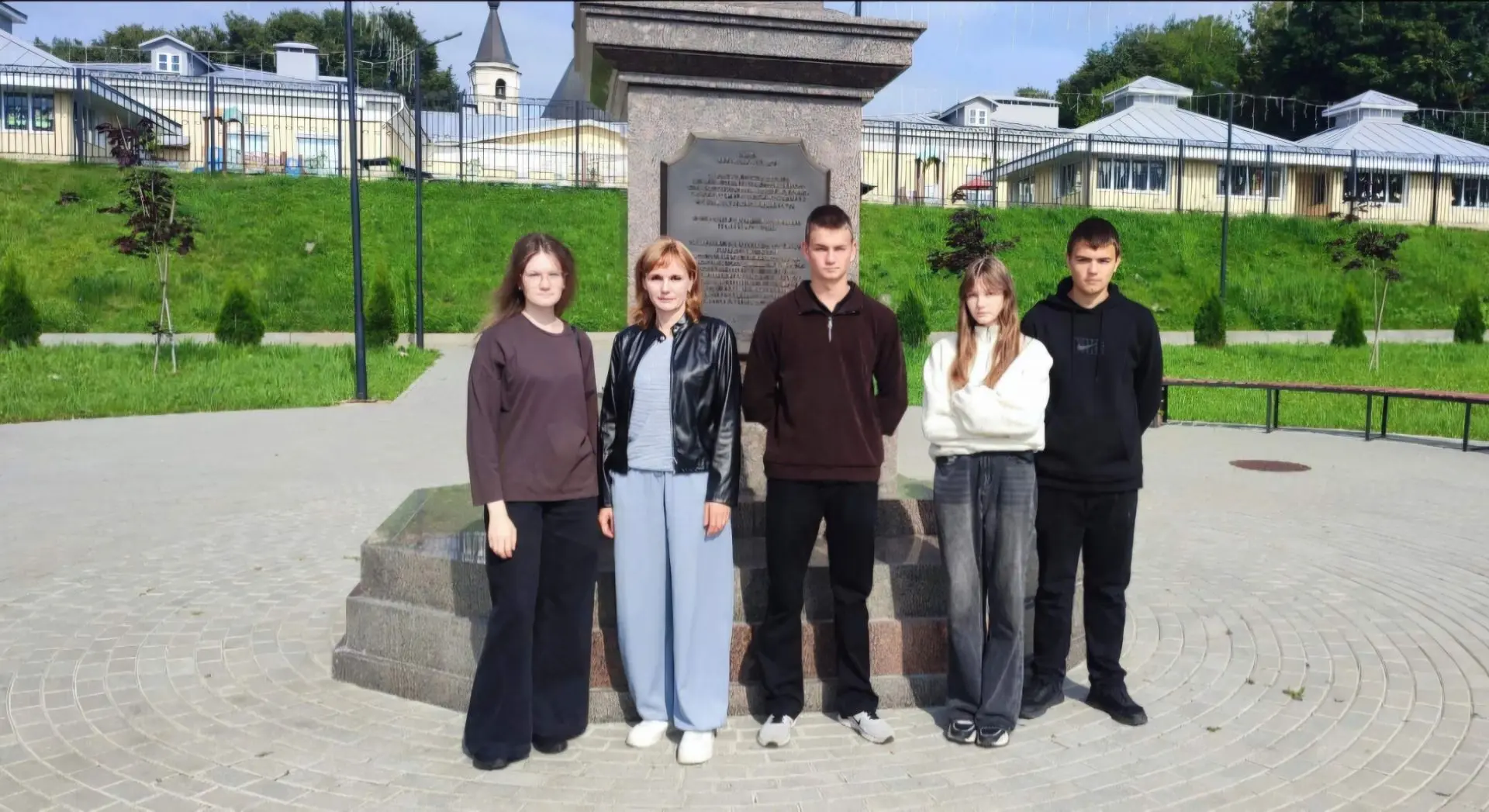Семейная память жива: потомки бойца 1081-го полка посетили Детчино. 

Из Пензы в Калужское село Детч