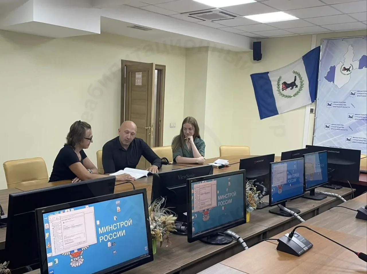 Выбирая профессию мирного времени