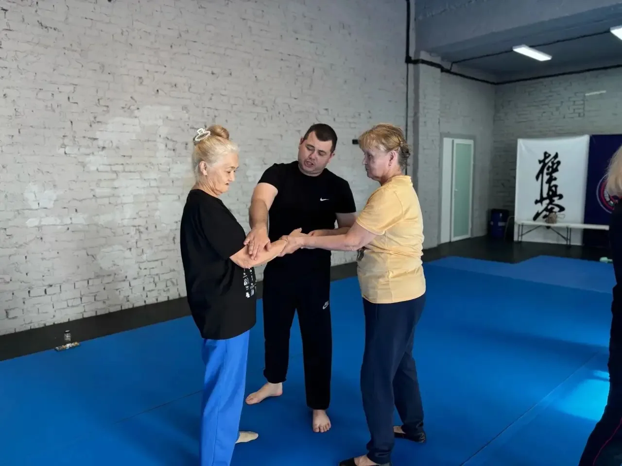 🥋 В Тюмени стартовали тренировки четвёртого сезона проекта «Единоборства для старшего ...