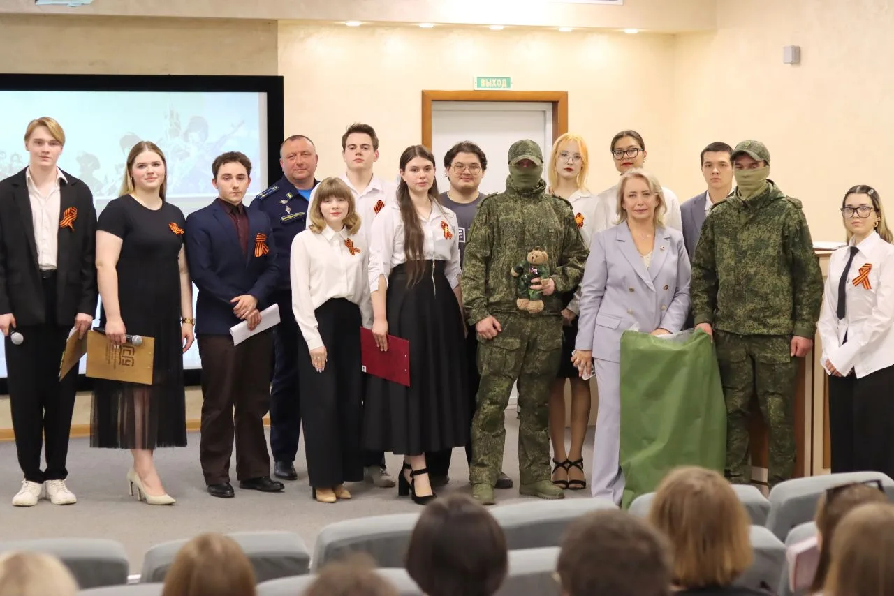 И помнит город каждый ⭐  Накануне 9 Мая в наш универ пришли настоящие герои. Перед студентами выступ