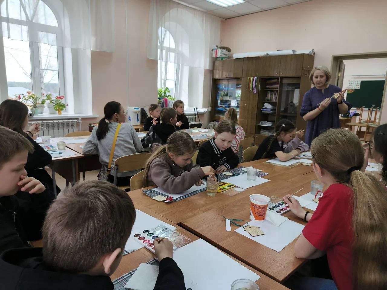 🌿Весенние мастер-классы в нашем Центре

🎨🖌Сегодня у нас в гостях побывали ребята из Аргуновской с