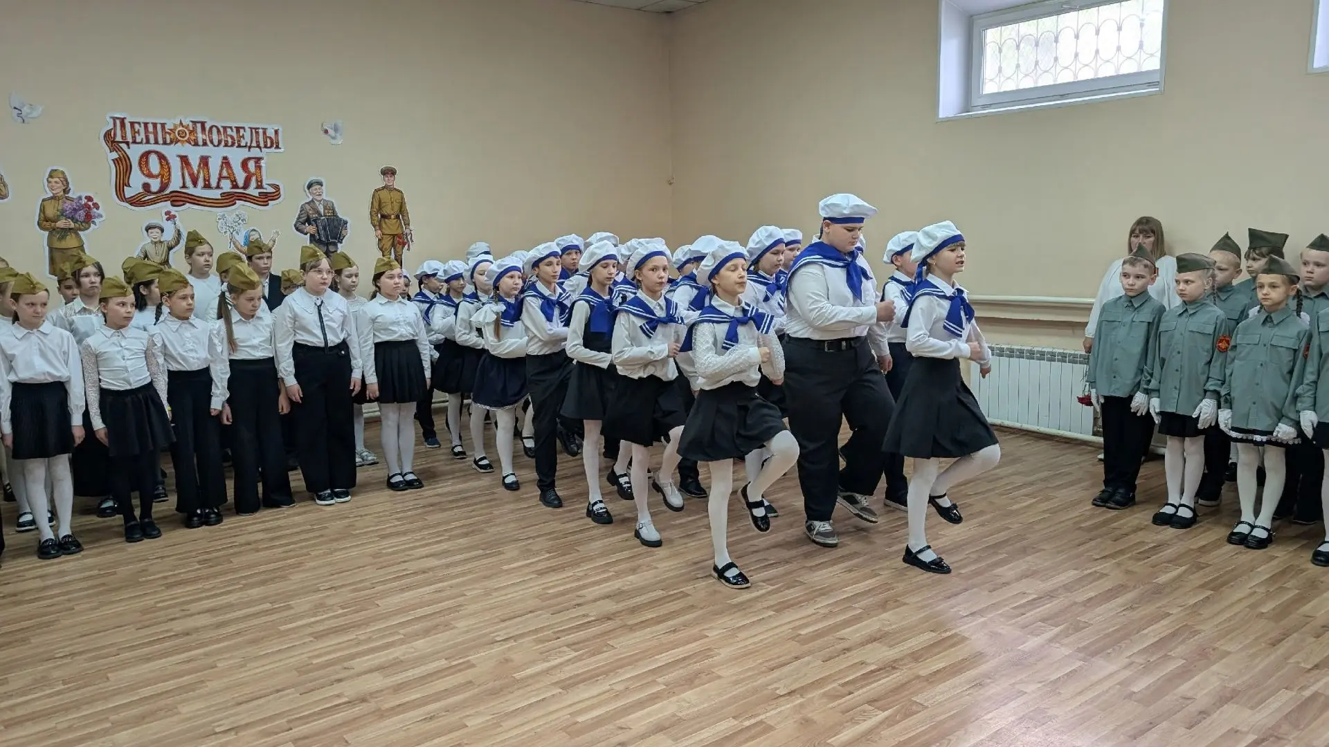 ⚡️Фестиваль строя и песни в начальной школе: праздник дисциплины и творчества

5 мая нашей школе про