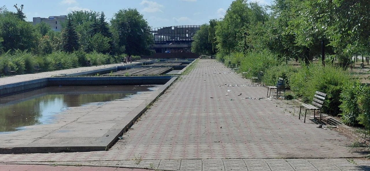 ⛲ «Спасибо за "красоту" людям и отдельно Коммунальным службам».

Именно с такой подписью подписчик п