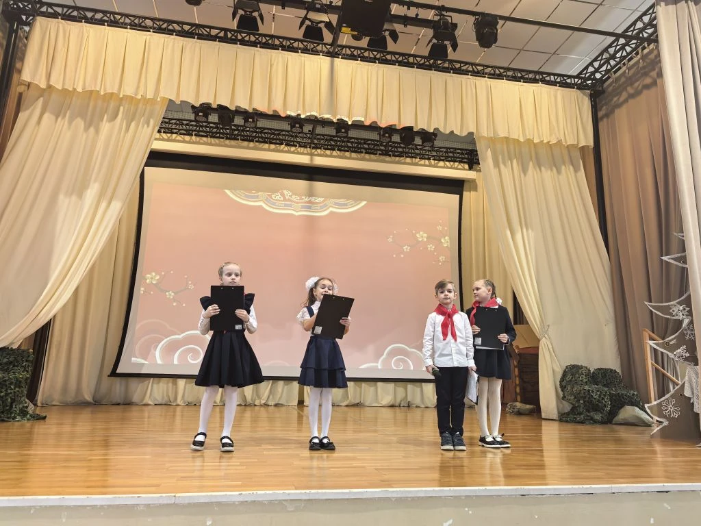 🇨🇳 День Китая в Видновской гимназии: путешествие от Москвы до Пекина.   Сегодня наша гимназия стала 
