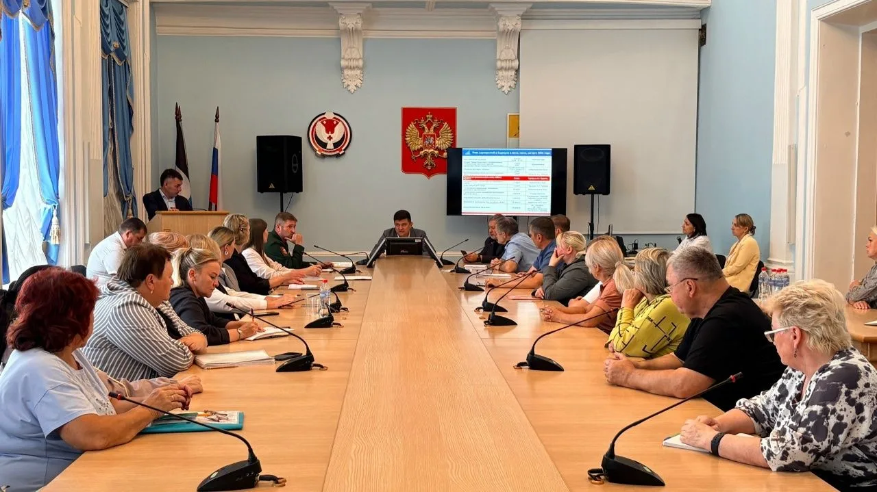 ВСТРЕЧА С СЕМЬЯМИ УЧАСТНИКОВ СВО СОСТОЯЛАСЬ В САРАПУЛЕ
