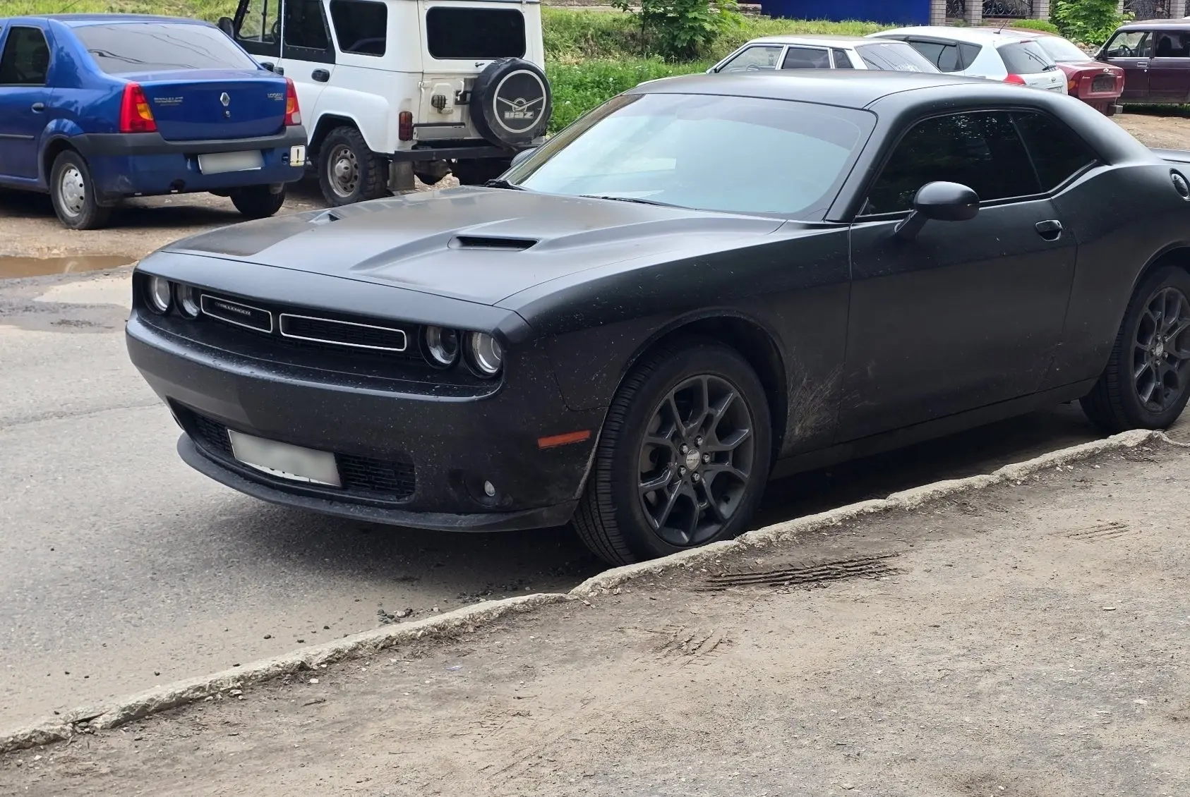 ТЕСТ-ДРАЙВ НА МАКСИМАЛКАХ: ПОЧЕМУ МАТОВЫЙ DODGE CHALLENGER КАЧАЛСЯ СРЕДИ БЕЛА ДНЯ?!🔞