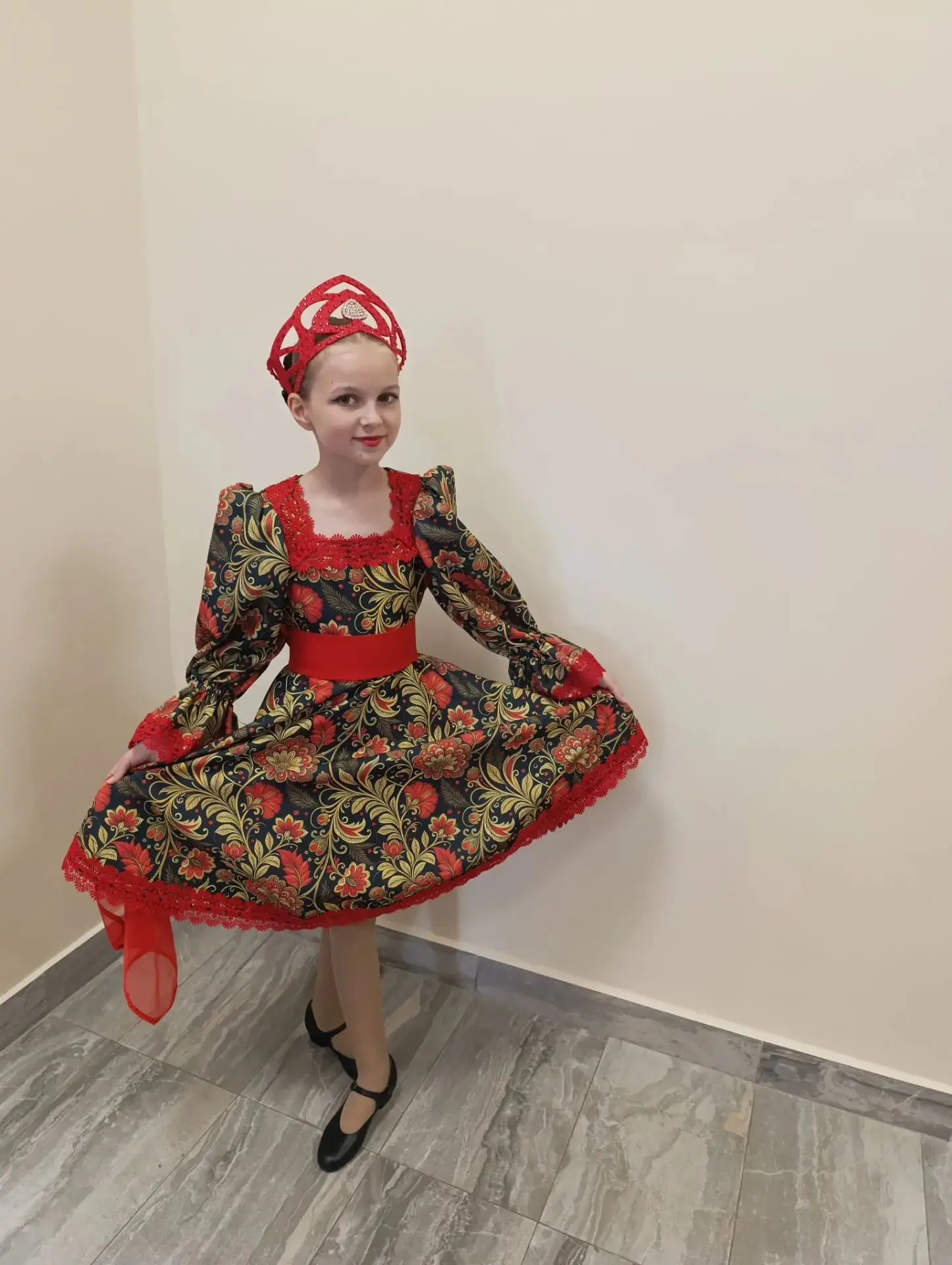 Поздравляем Аксинью Гостюшеву с победой на Всероссийском конкурсе «Летняя звезда»!

Школа гордится с