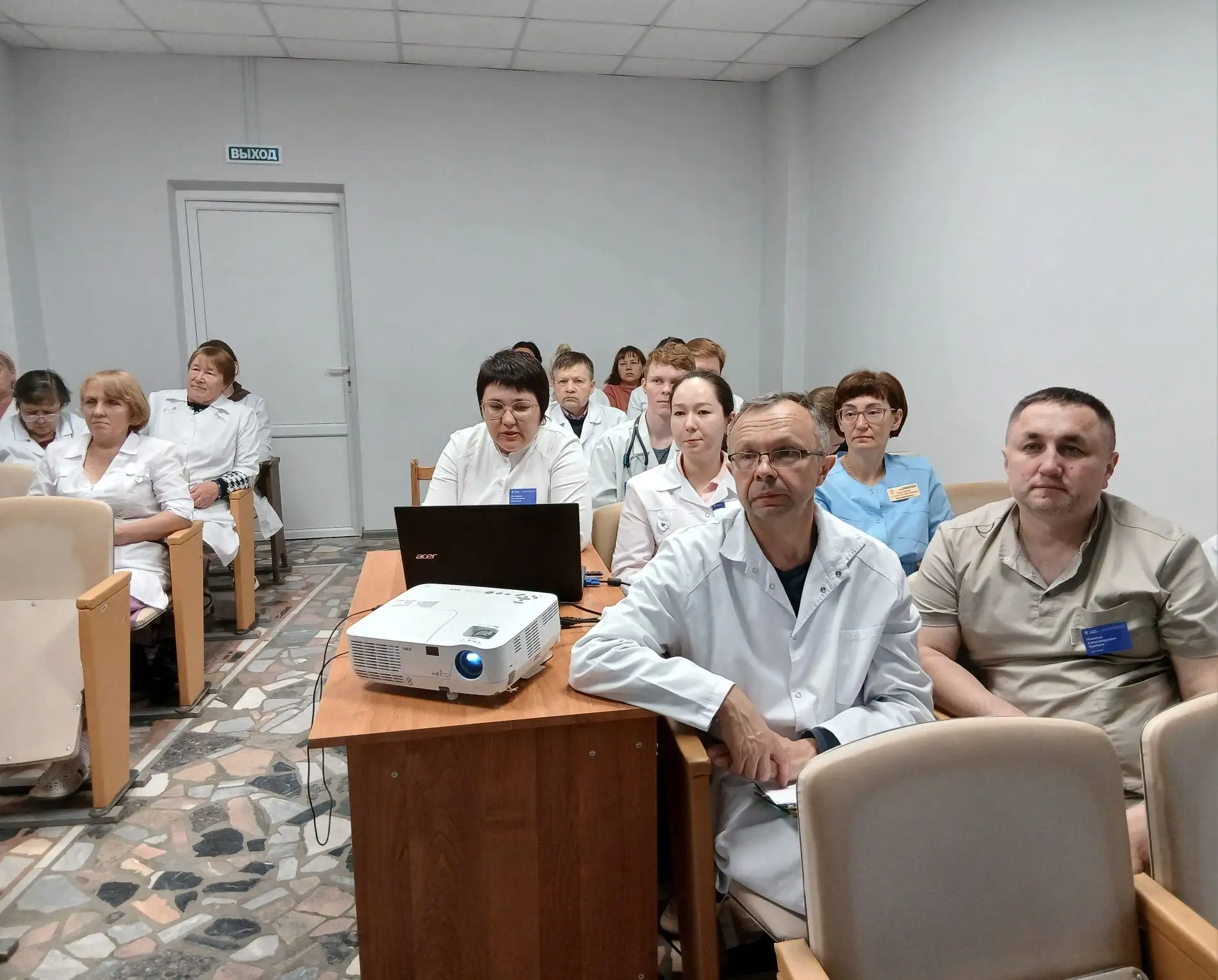 В Красночетайской районной больнице прошло важное совещание, посвященное реализации народной програм