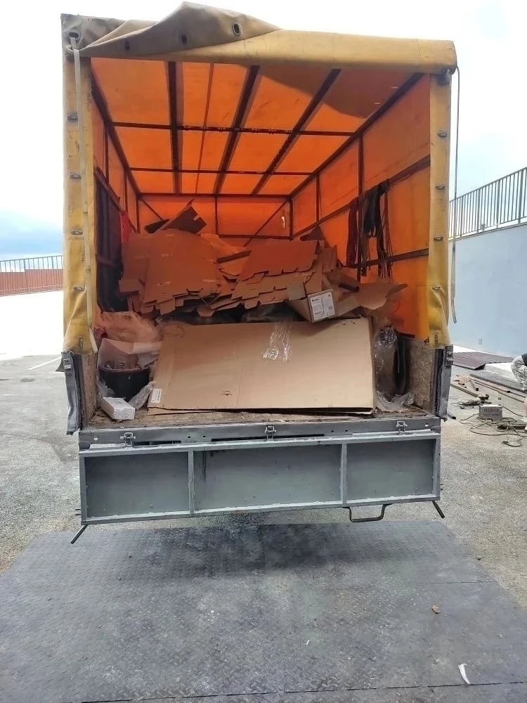 Занимаемся вывозом СТРОЙМУСОРА и ненужного ХЛАМА, спуск с ЛЮБОГО этажа, ставим ЛОДКУ по...