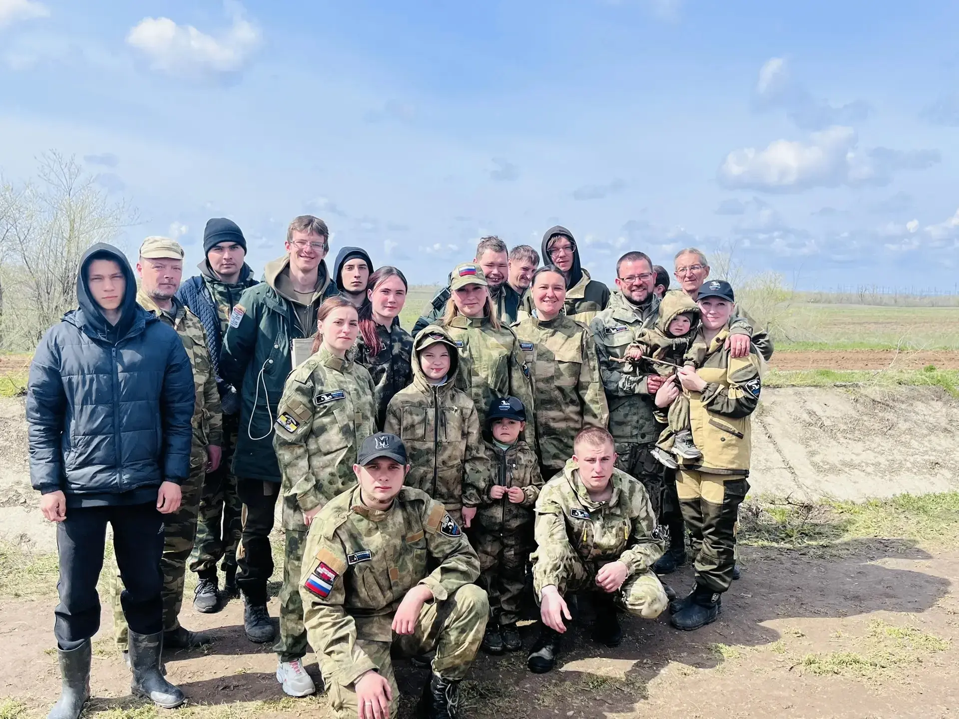 Студенты поискового отряда «Наследники Победы», в составе которых были Овчаренко Диана,...