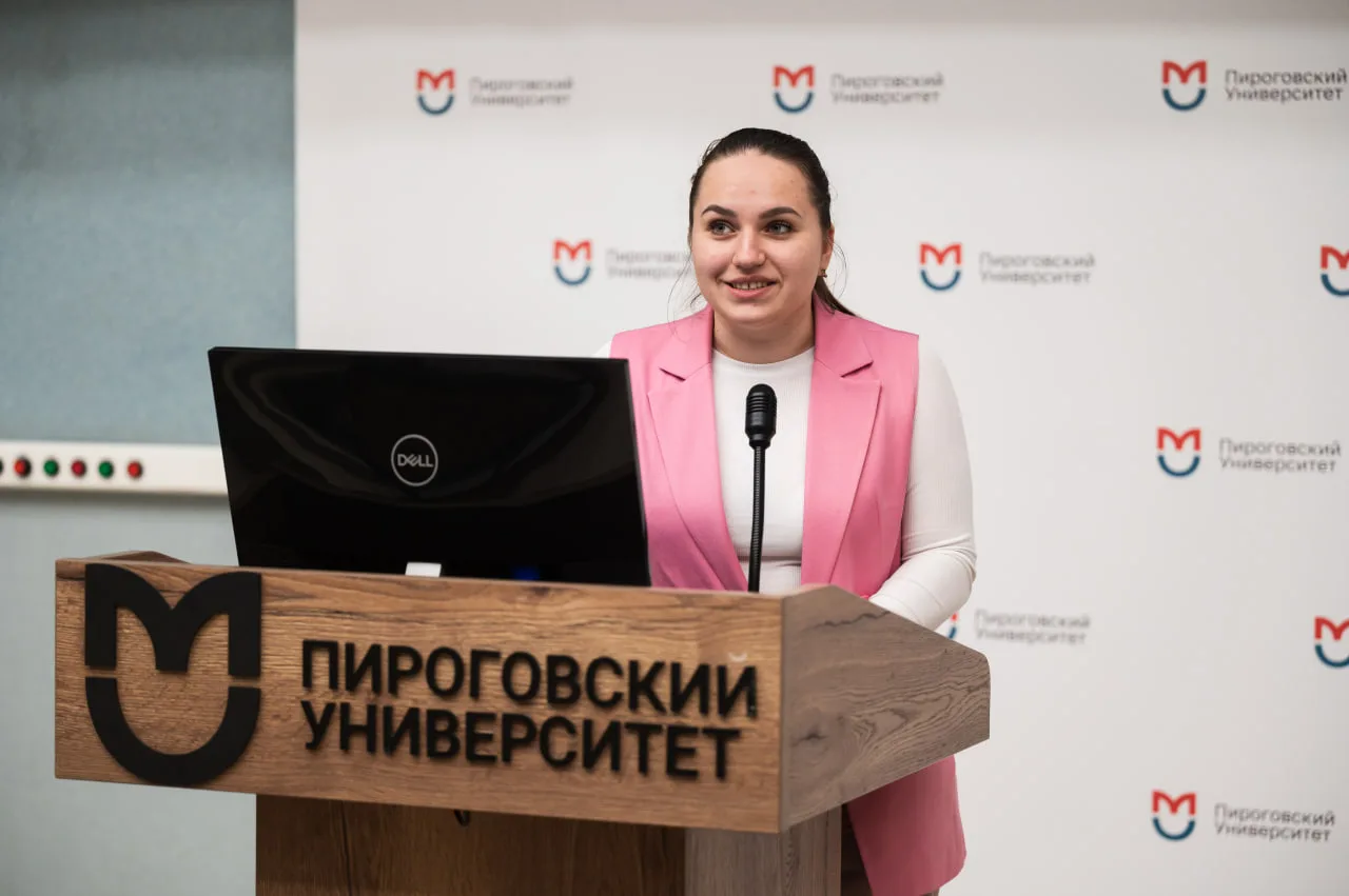 Первый шаг в науку: иностранные студенты Пироговского Университета познакомились с рабо...