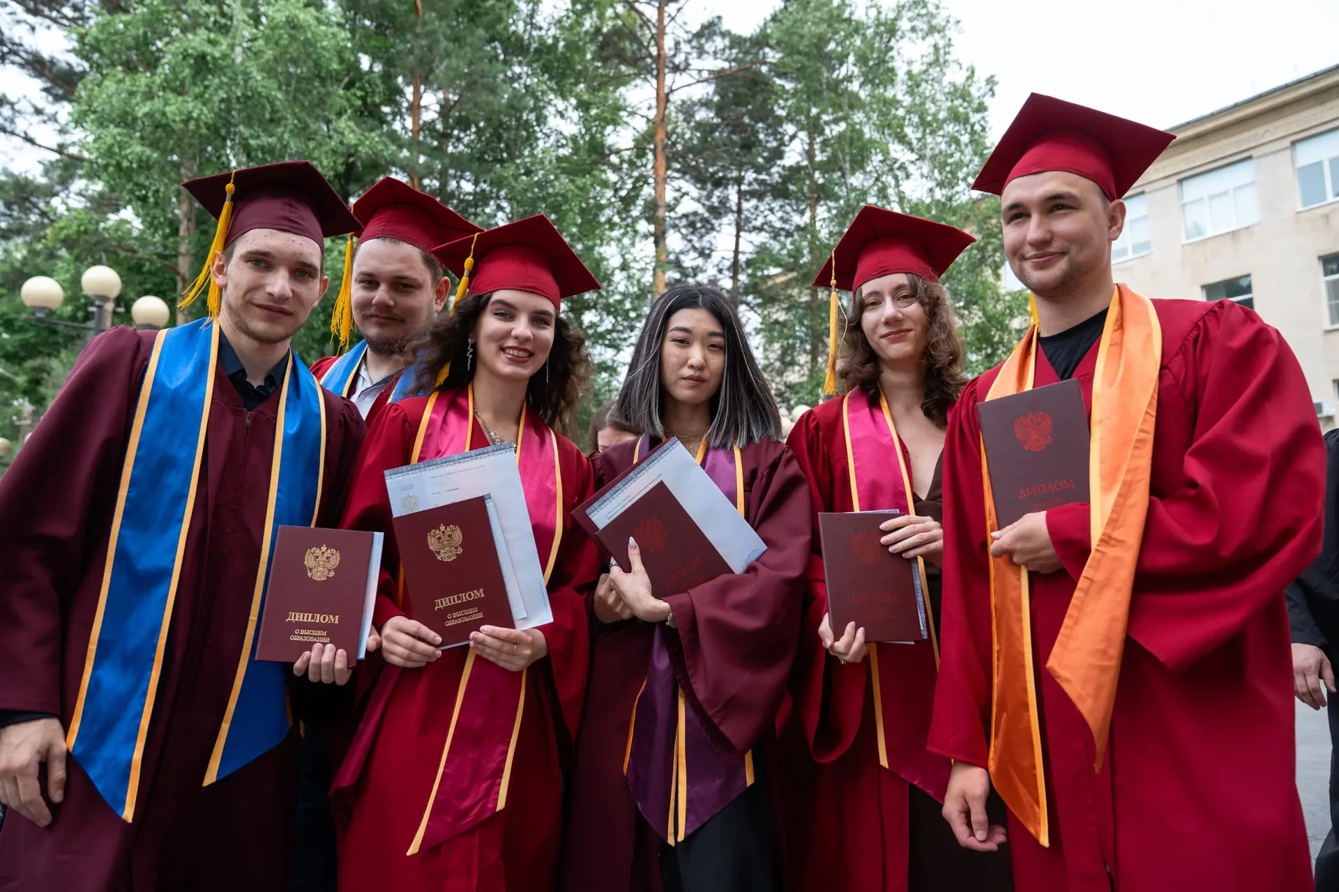 🎓 Приглашаем на самый красивый академический праздник ТОГУ!