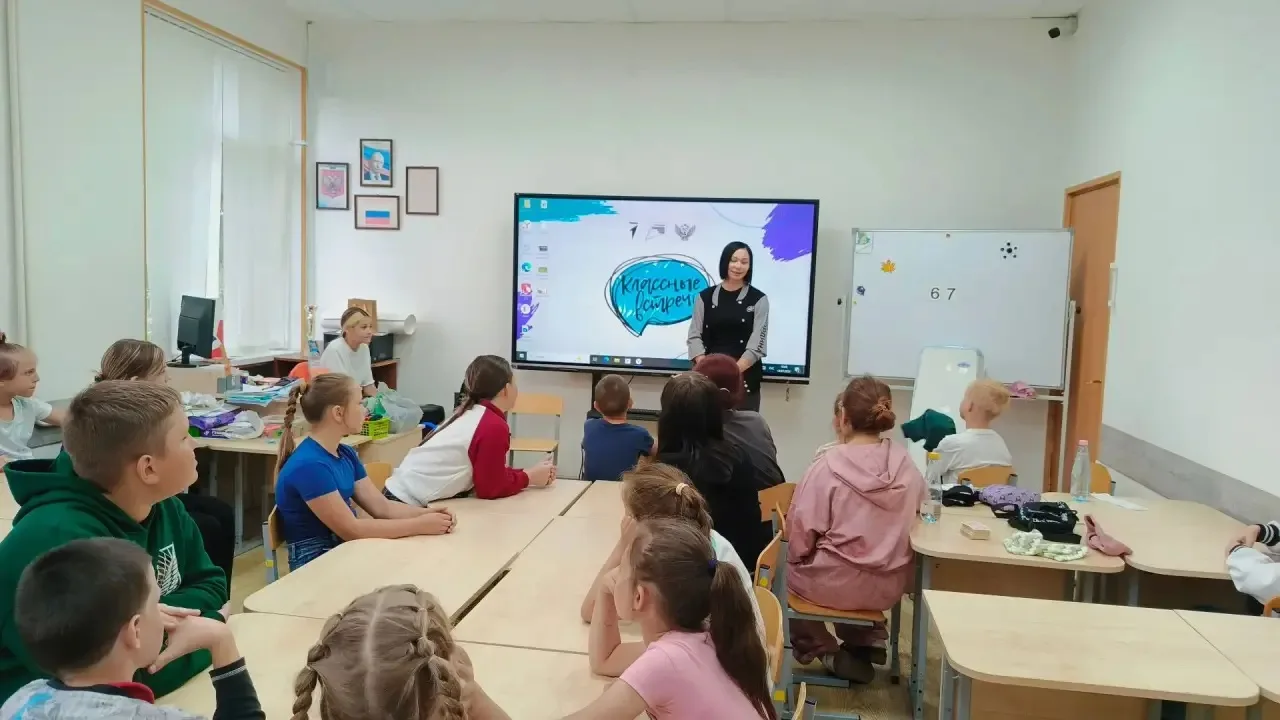 🎉 День добрых дел в лагере! 🎉

Сегодня у нас в лагере прошло особенное знакомство — ребята узнали,