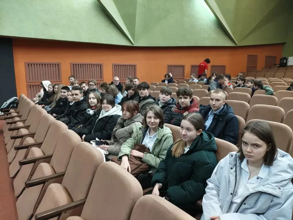🔧 Сегодня ученики 9А класса побывали на дне открытых дверей в Белгородском политехническом колледже.