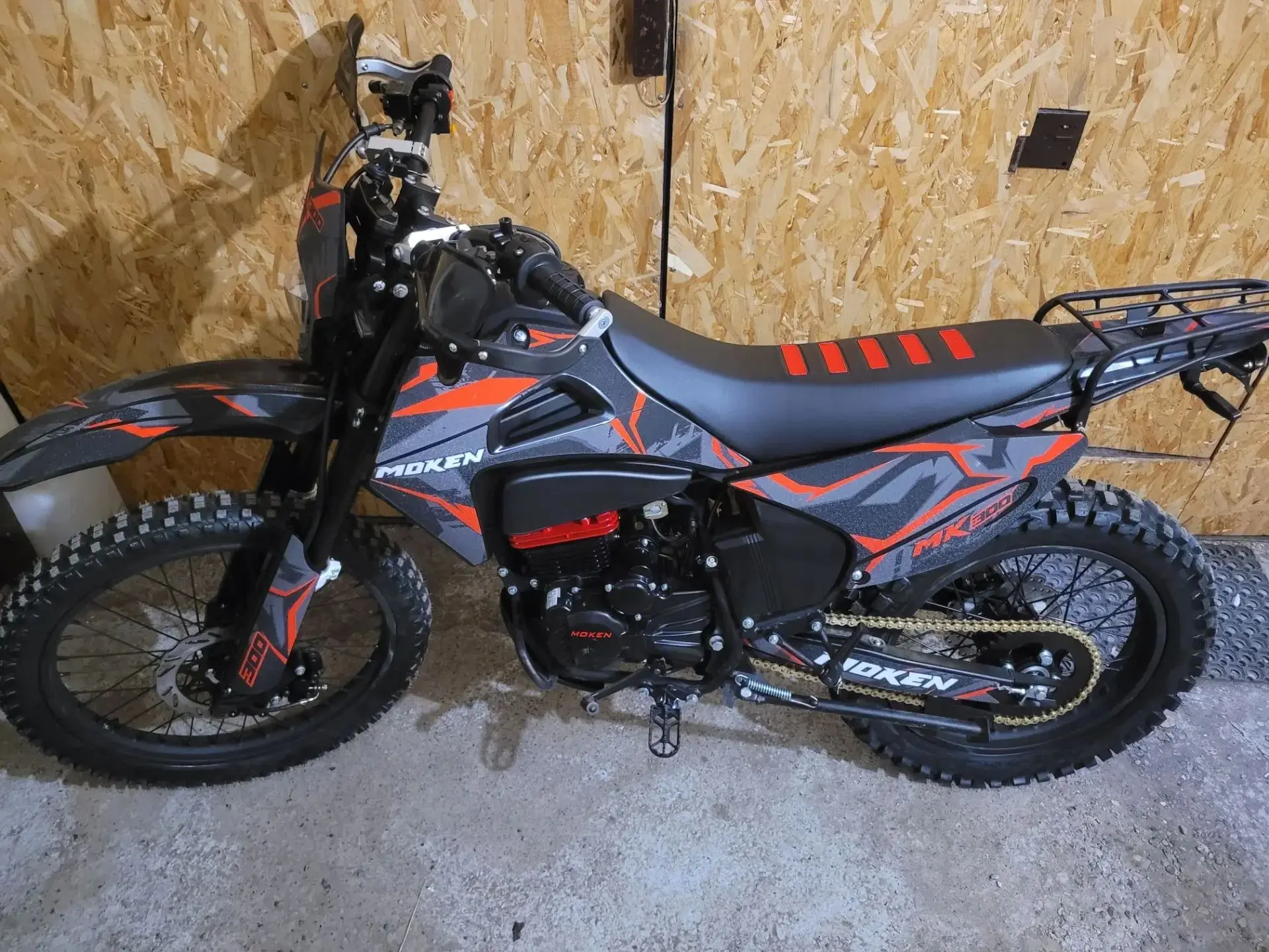 Продам новый эндуро 300 см.куб.