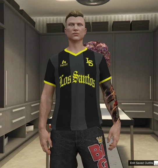В GTA Online можно бесплатно получить футболку футбольного клуба «Лос-Сантос»

Для этого нужно прост