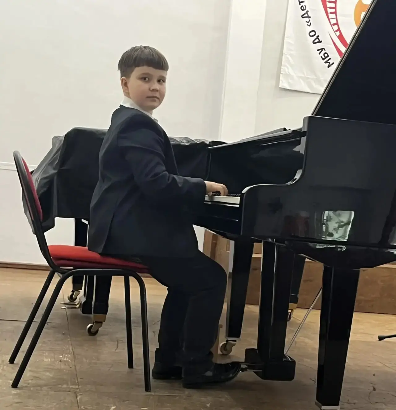 ✨ Поздравляем!
🎹 Х Международный музыкальный конкурс имени Р.М.Глиэра (г.Москва)
🥉 Лауреат III сте