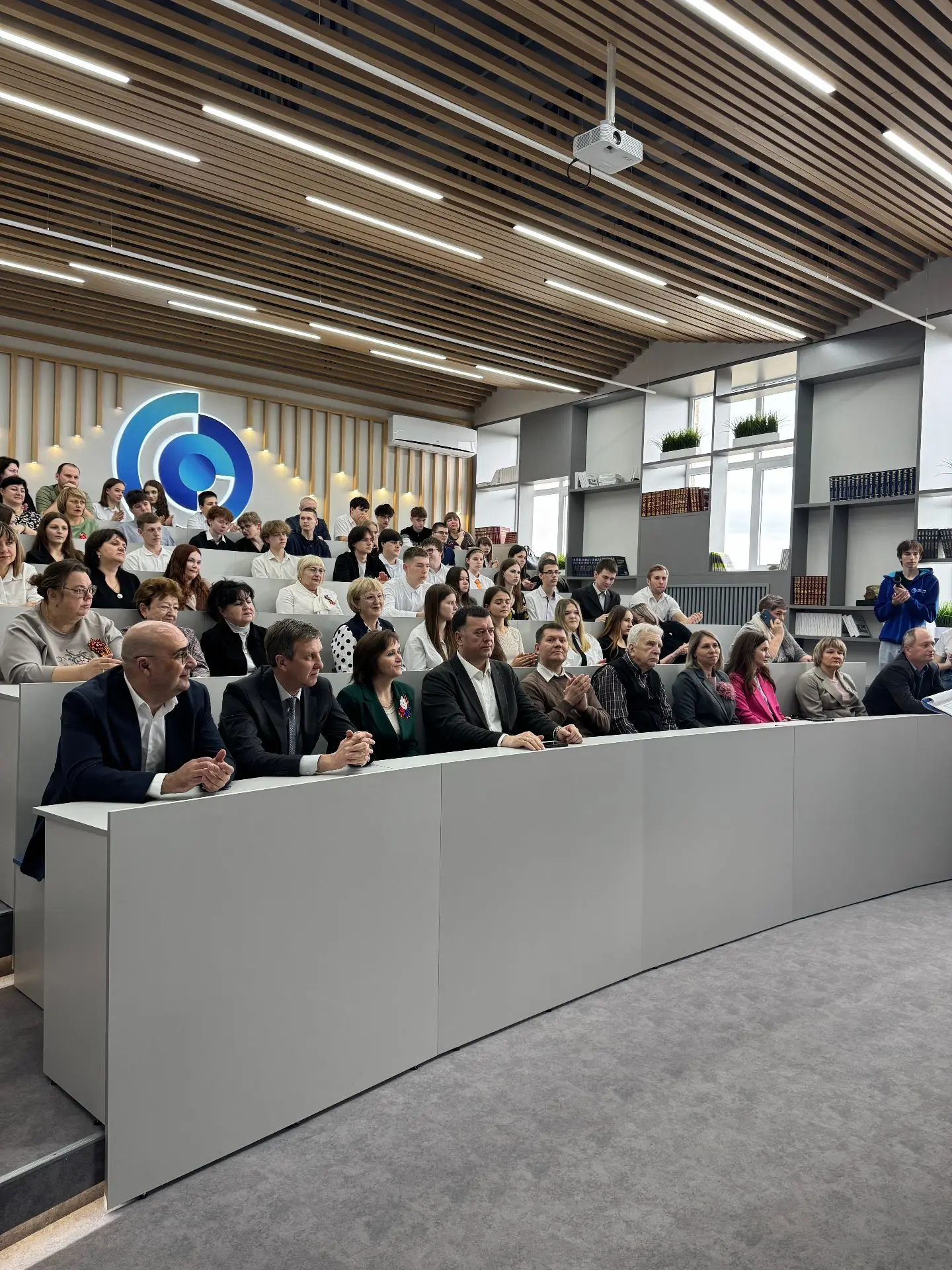 🎓 Шаг в будущее вместе с МИСИС! 🚀29 апреля 2026 года в Губкинском филиале НИТУ «МИСИС» состоялась то