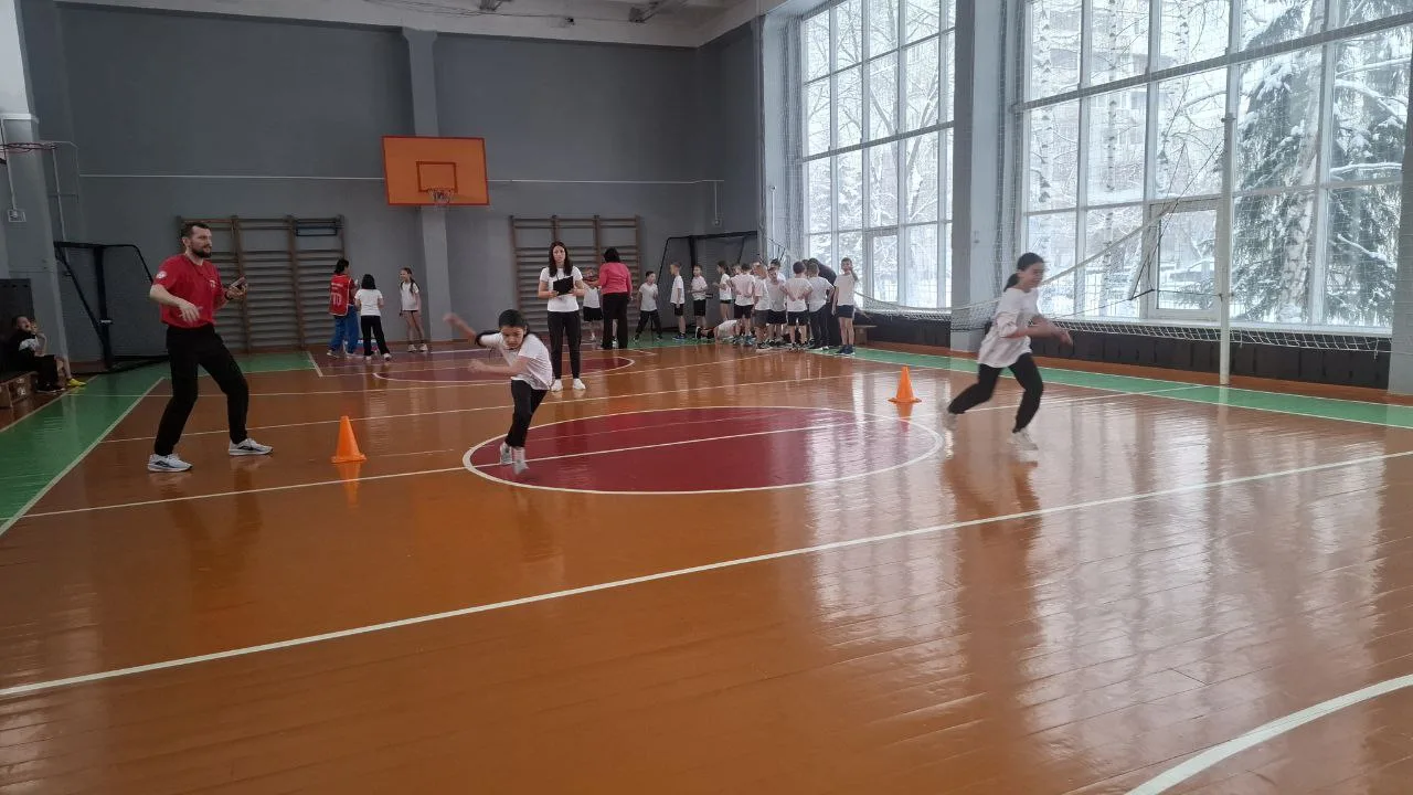 💪Сегодня наши ученики демонстрируют волю к победе и стремление к самосовершенствованию, сдавая норма