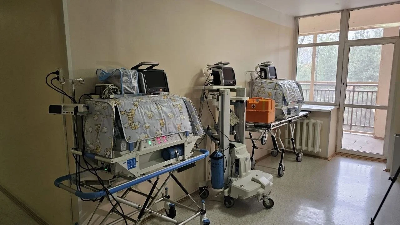 🏥 Продолжают укреплять базу для спасения новорождённых и их мам в Краевом перинатально...