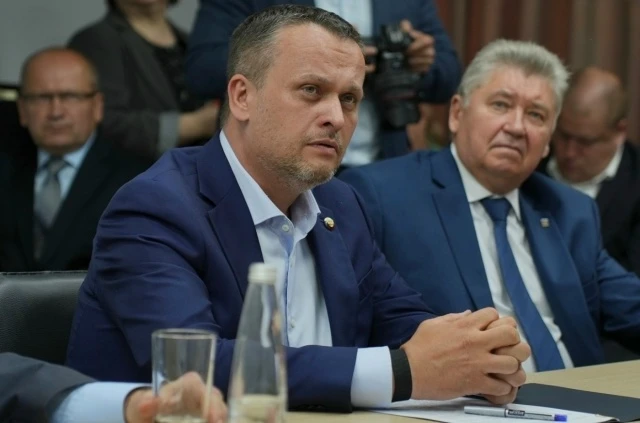 Министр транспорта РФ Андрей Никитин пообещал рассказать всей России как в Костроме лов...