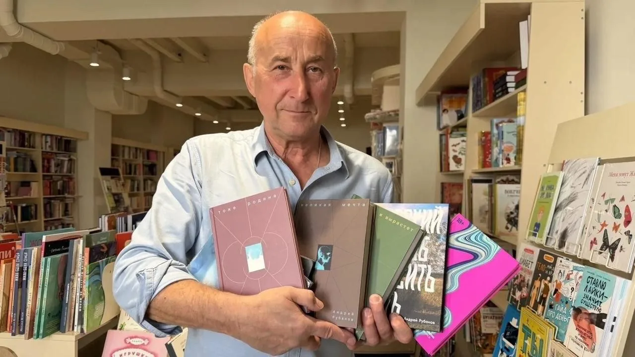 📖 Книжный вечер: встреча с издателем Павлом Ждановым