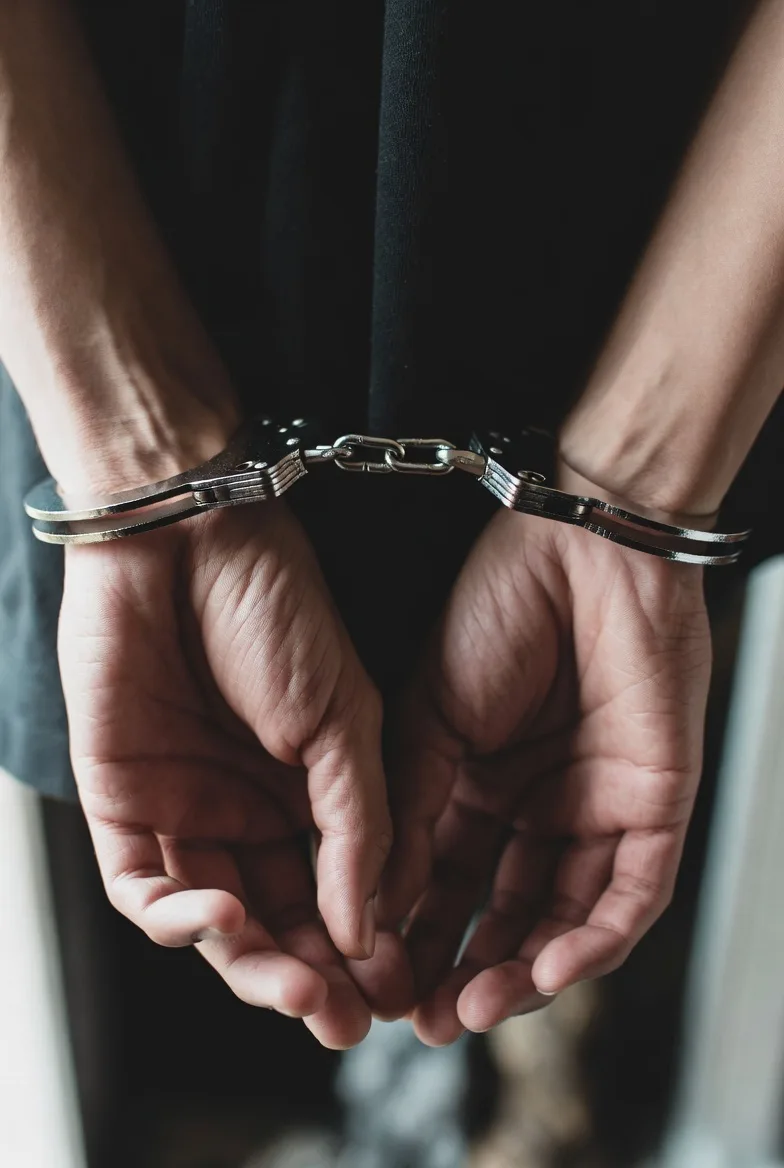 В Сургутском районе возбуждено уголовное дело в отношении 37-летнего мужчины, которого ...