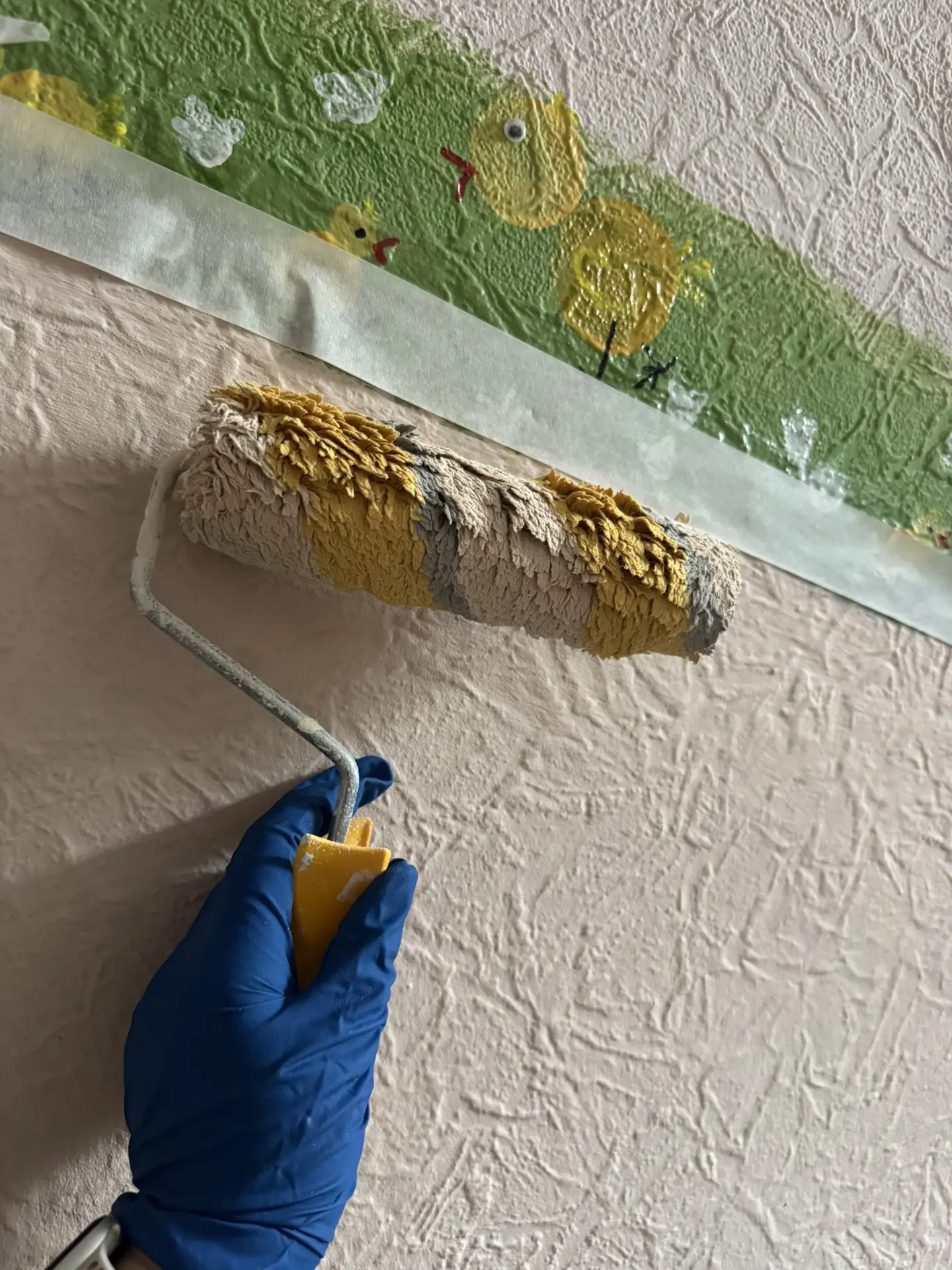 🧼На Депутатской, 18 идёт большая перезагрузка, косметический ремонт 🖌️