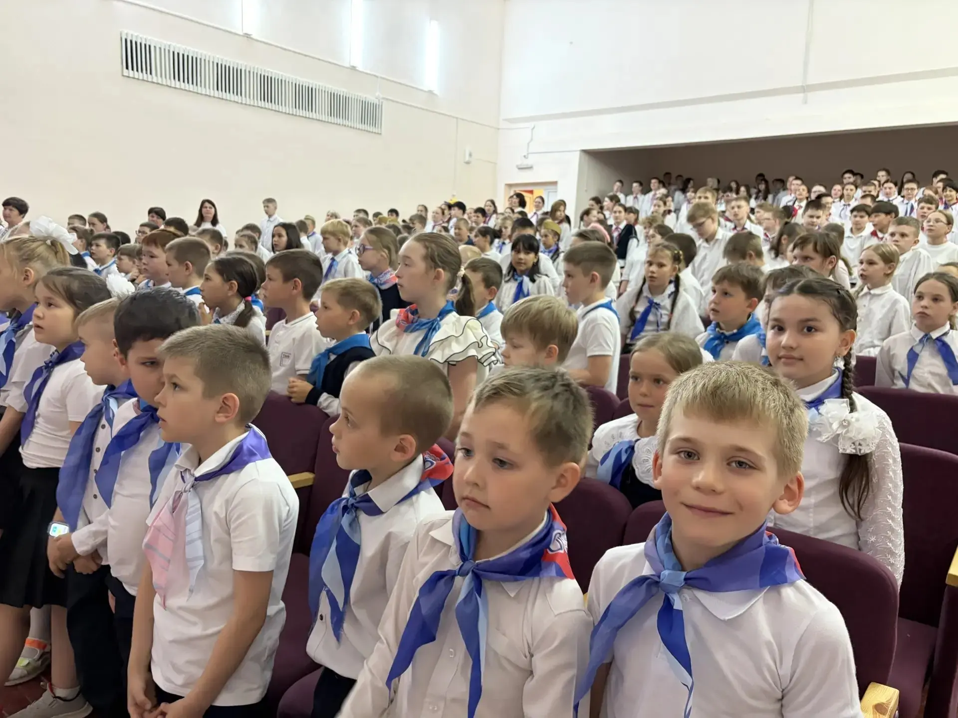 Сегодня учащиеся Калининской школы им. генерал-лейтенанта В.Г. Асапова приняли участие ...