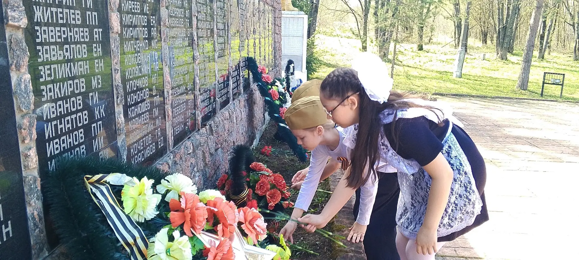 МАРАФОН «НАСЛЕДНИКИ ПОБЕДЫ» 🏅  «Нет в России семьи такой, где не памятен свой герой...» ✨  Наши Орля