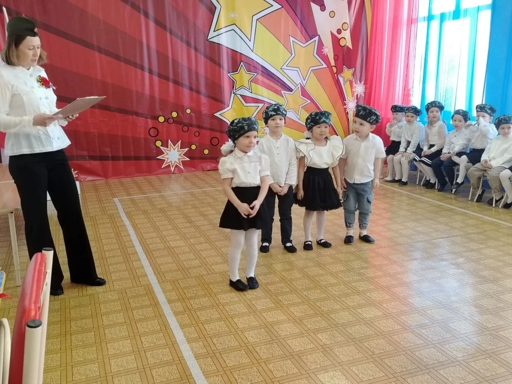 🎉 Концерт ко Дню защитника Отечества для любимых пап, от ребят из групп №7 и №11!! 🎊