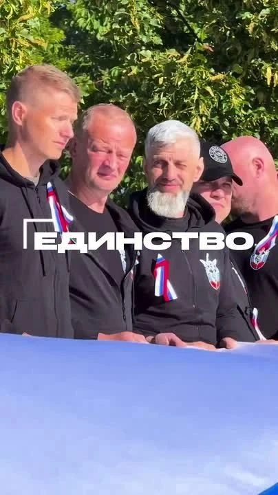 Архангельск — родина российского триколора. Именно здесь, на берегах Северной Двины, на...