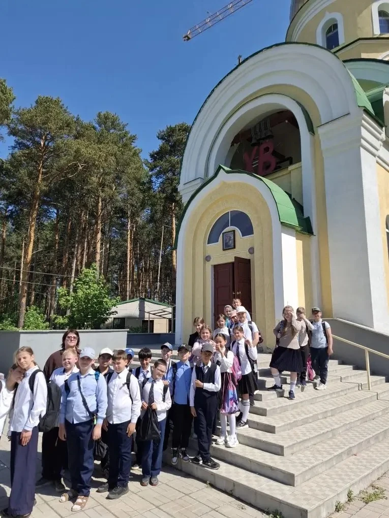 🌿НОВЫЕ ОТКРЫТИЯ 

🖇️Ученики 4Е и 4Ж классов завершили изучение предметов ОРКСЭ и ОПК увлекательной
