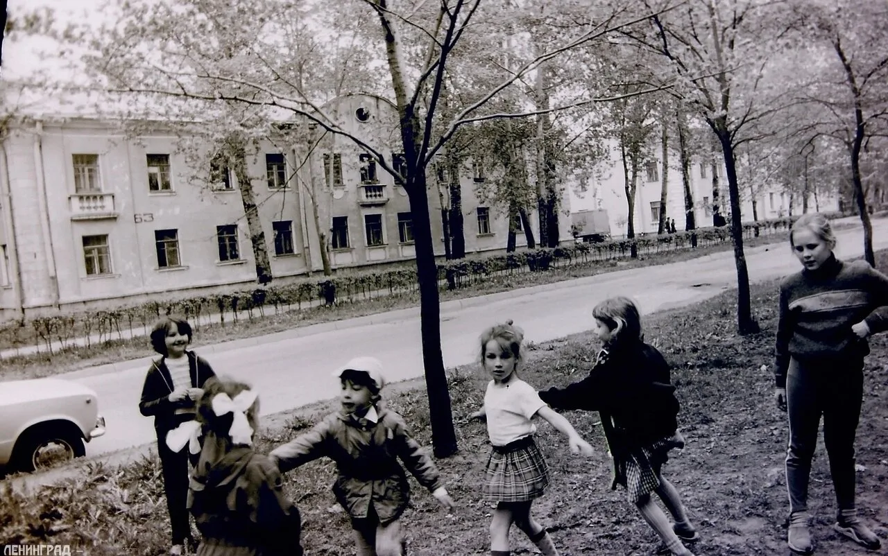 🎞 Павловская улица, 1989 год

📸: Игорь Стесев