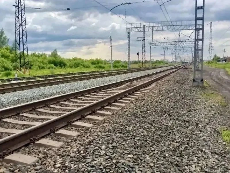 Грузовой поезд сбил пенсионерку в Омской области

80‑летняя женщина погибла на железнодорожных путях
