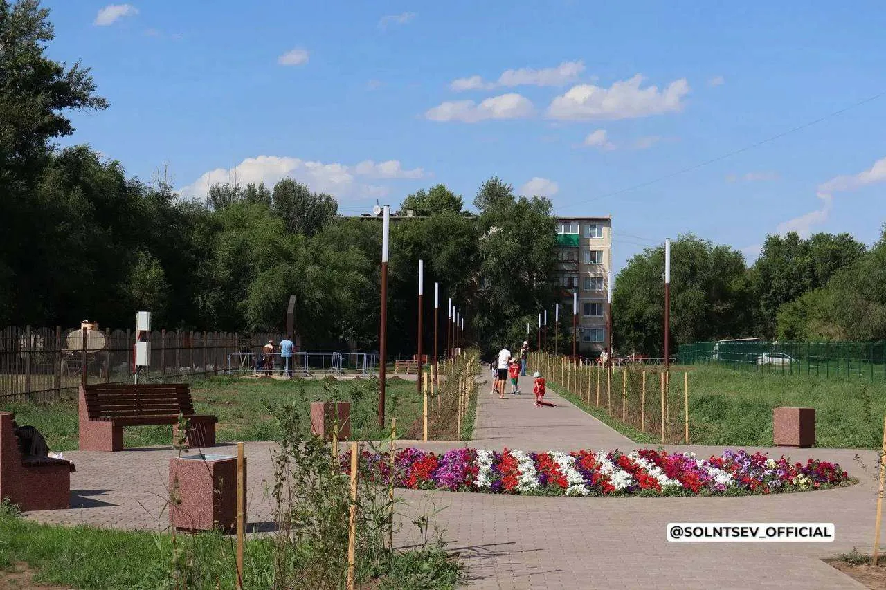 В Ясном завершилось благоустройство Аллеи Героев, посвященной защитникам Отечества.

Новое обществен