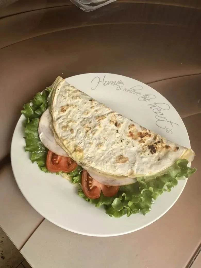 🥪 Домашнее задание со вкусом: полезный бутерброд своими руками!  После уроков о здоровом питании, ко