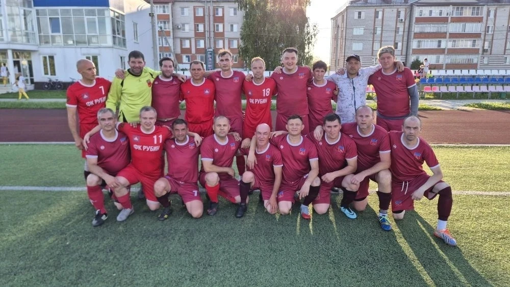 ⚽ Вчера, 14 июня, состоялся очередной тур Чемпионата Чувашии по футболу среди ветеранов 40+. 

Коман