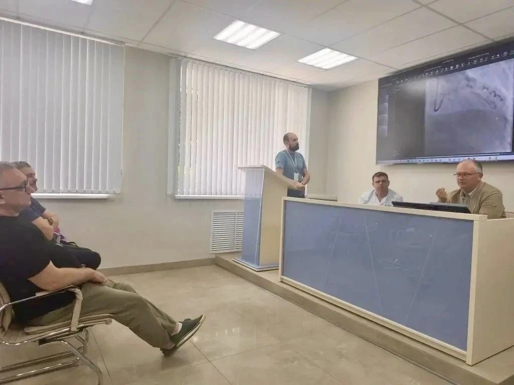 Главный кардиолог ЦФО и главный кардиолог Липецкой области провели открытый клинический разбор пацие