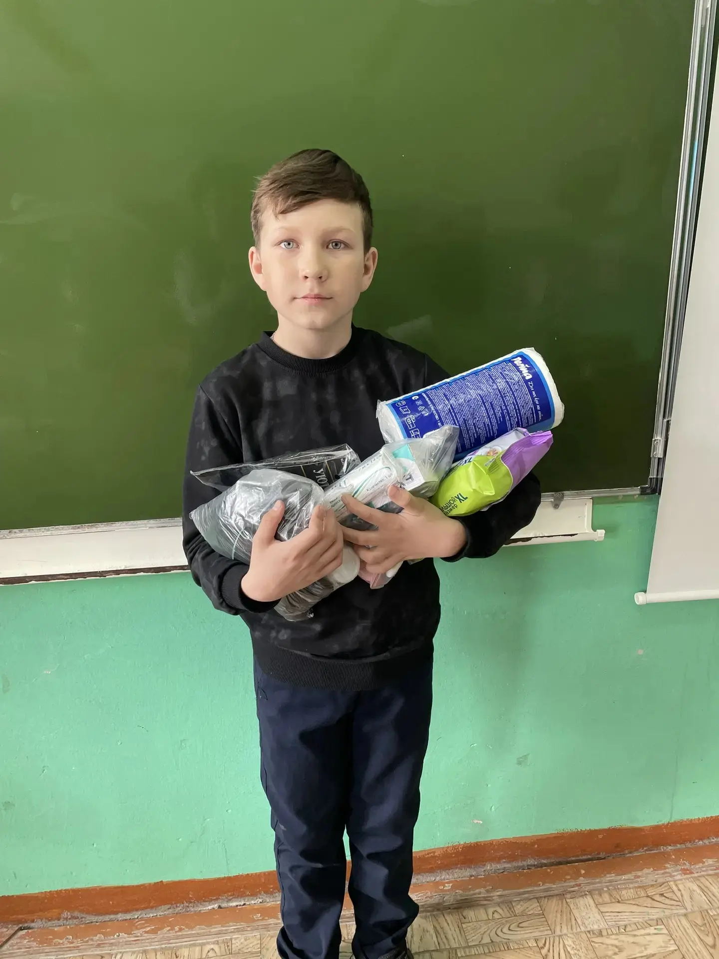 Учителя, ученики и родители нашей школы объединились в рамках патриотической акции "Под...