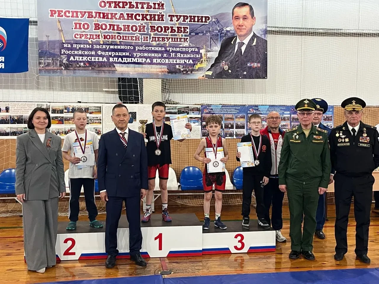 11 мая 2026 года в спортивном зале МАУ ДО "СШ "Рассвет" прошел открытый турнир по спорт...