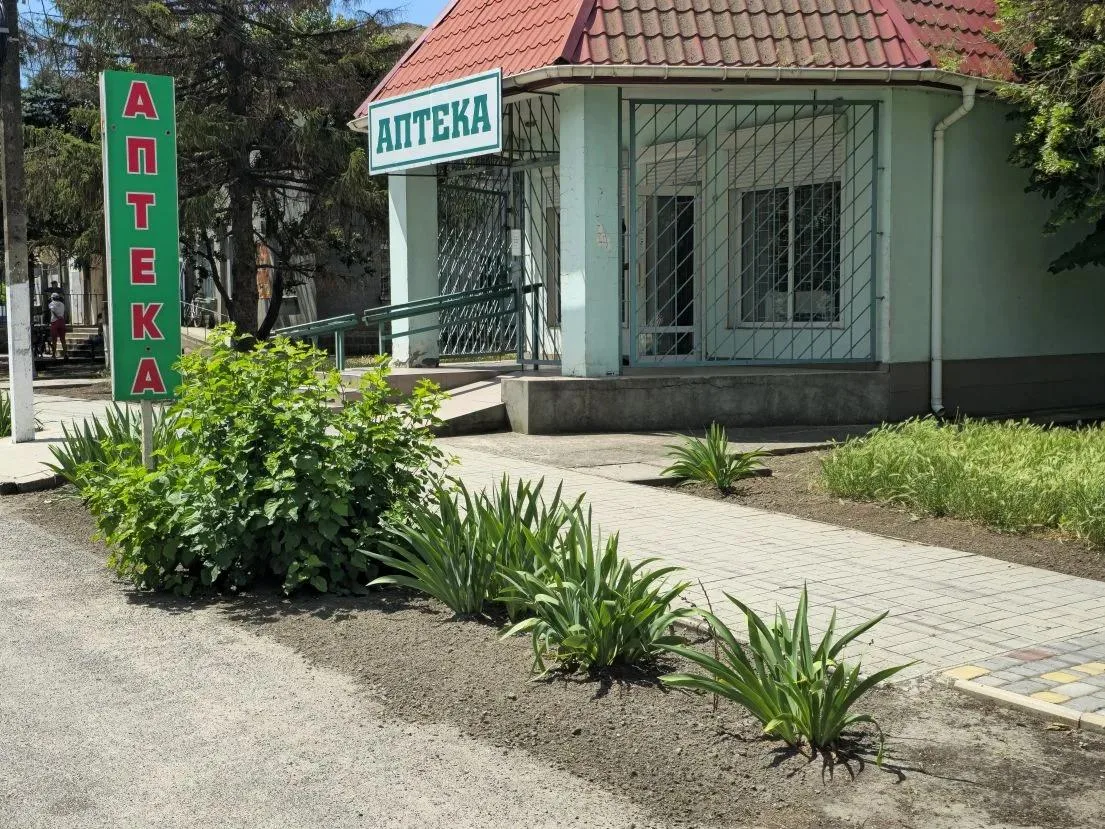 В селе Скадовского округа навели чистоту и порядок 🌿

В ТУ «Михайловка» продолжаются работы по благ