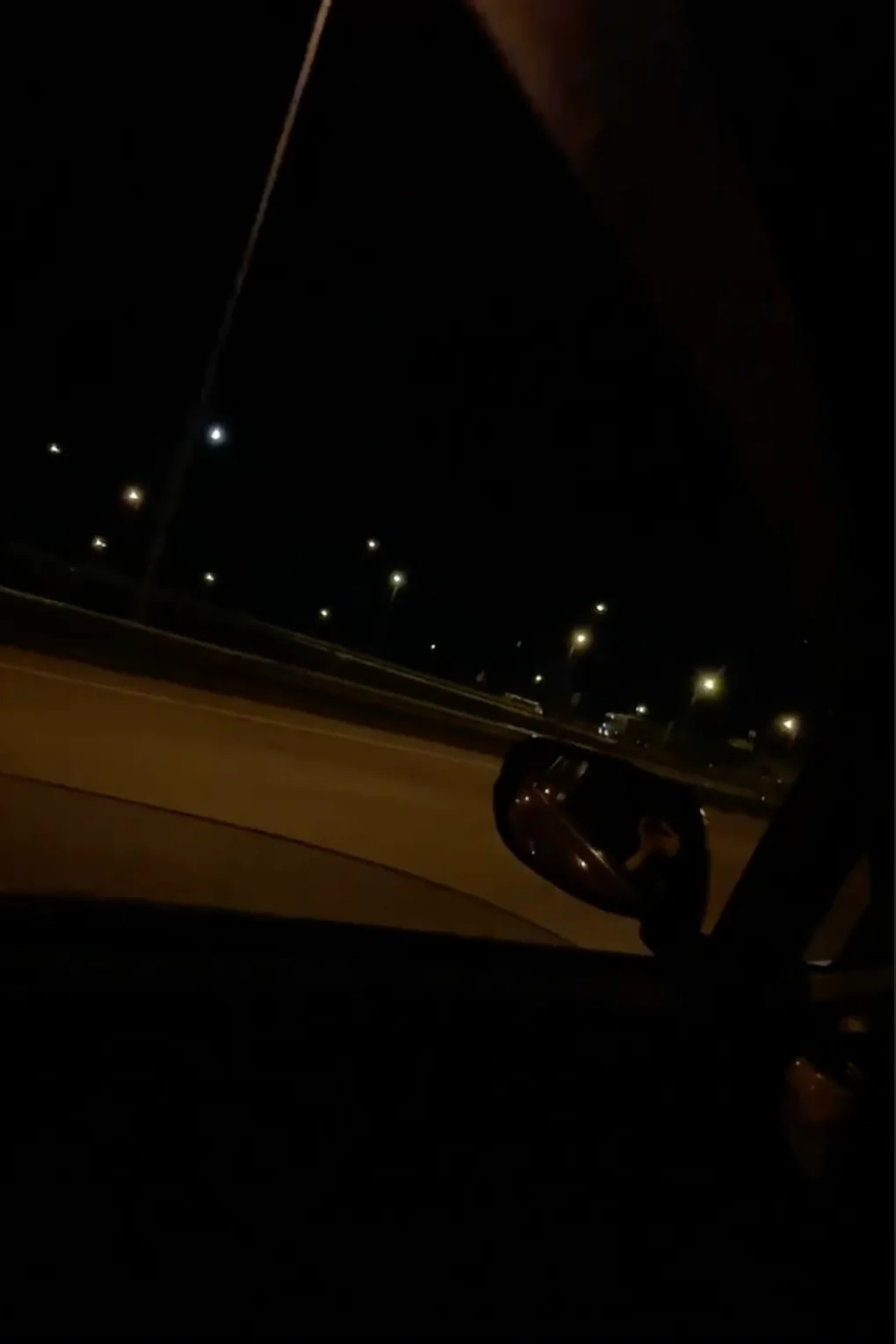 🚗 Автомобиль отбросило в ограждение после ДТП на объездной дороге Хабаровска