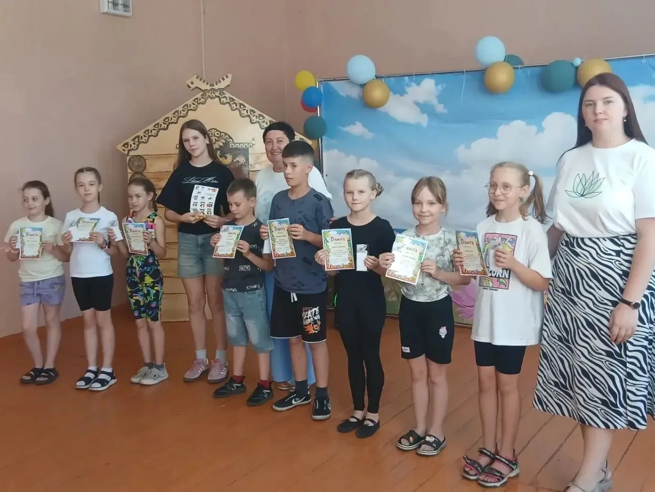 ✨ Сегодня в пришкольном лагере «Яркость» при МБОУ СОШ №15 завершился очередной сезон, оставив у дете
