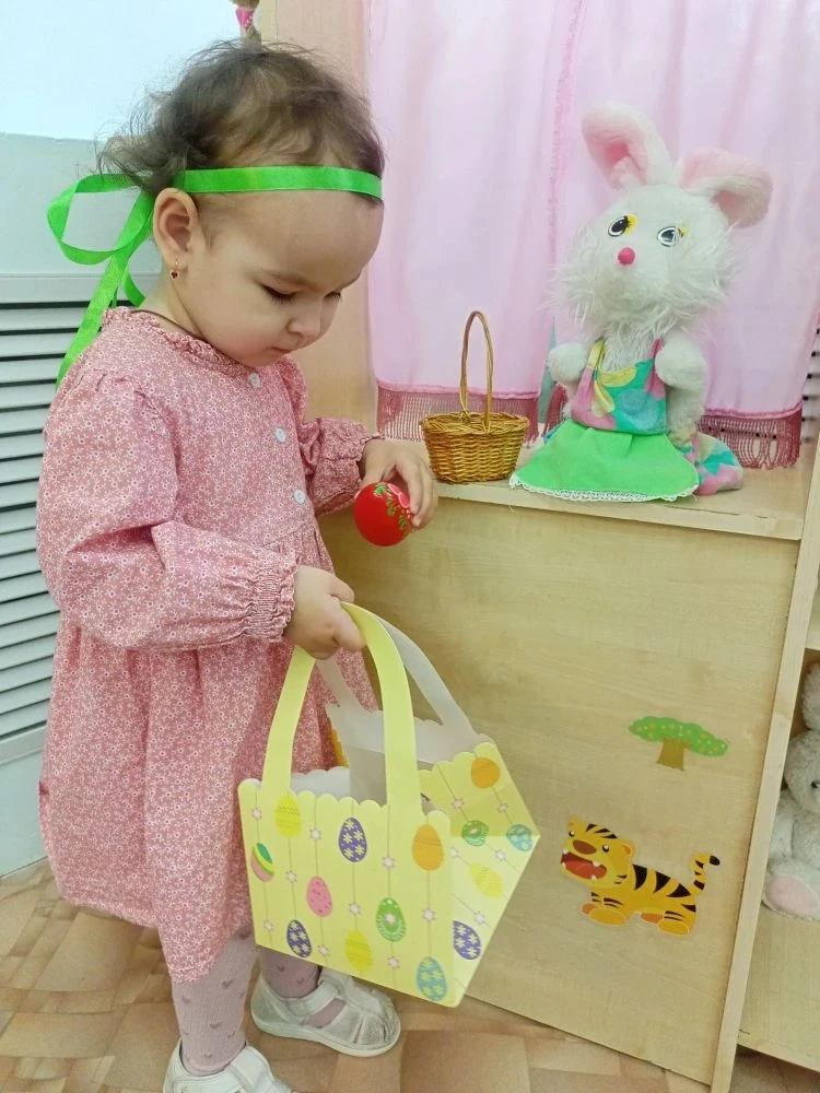 🐰🥚 Пасхальные игры в детском саду! 🥚🐰

В первой младшей и старшей группах нашего детского сада п