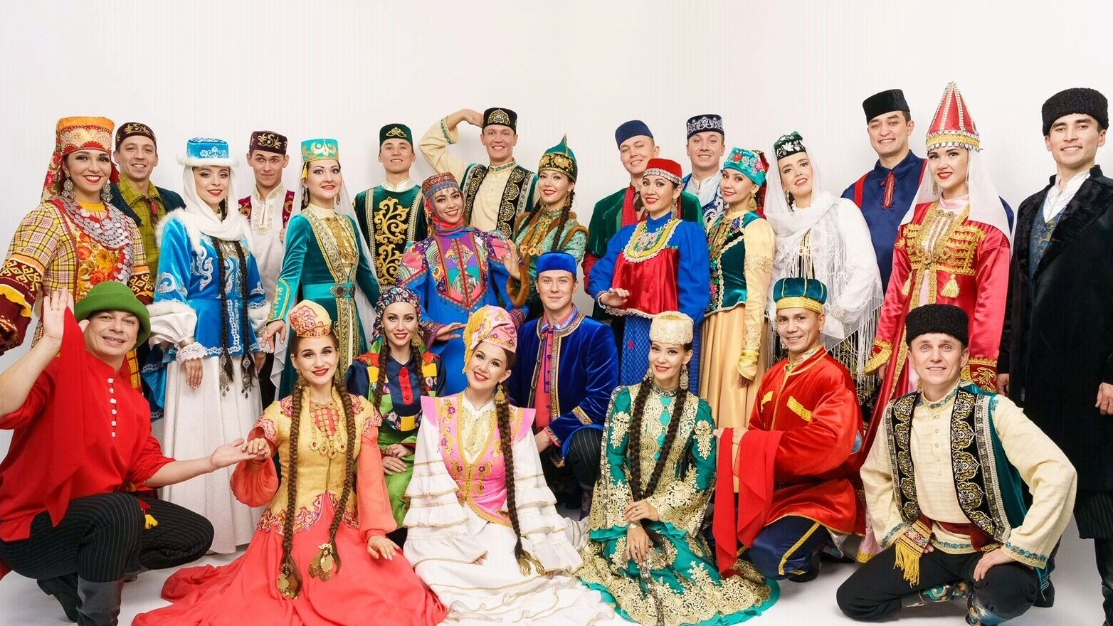 Рубрика Народы России 🇷🇺

Татары — второй по численности народ в России (4,7 млн).
 В основном они