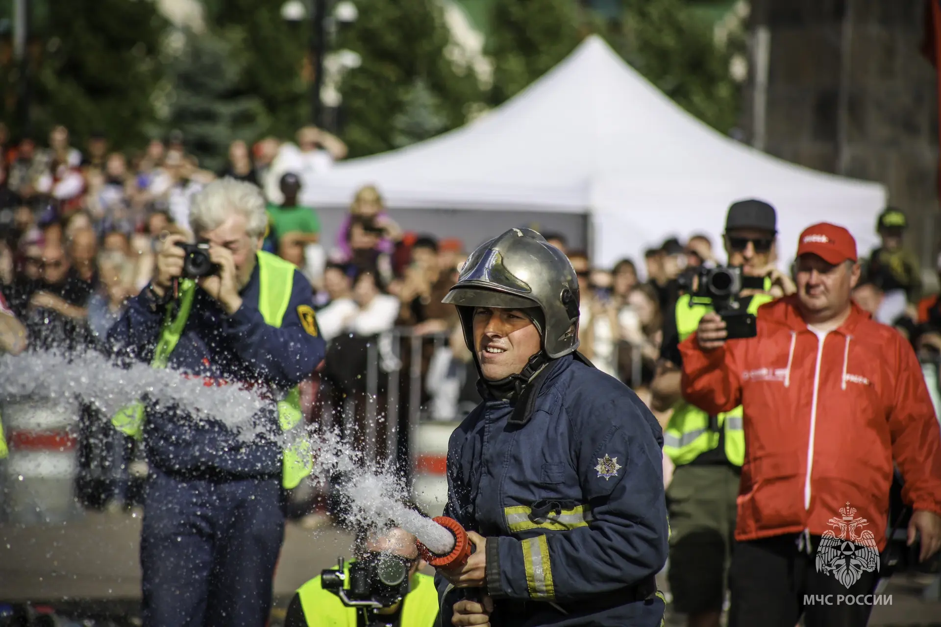 🧑‍🚒Сегодня в Санкт-Петербурге завершились межрегиональные соревнования по скоростному...