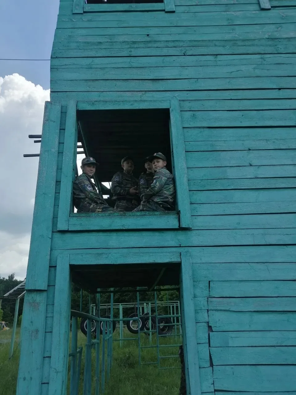Дневник пришкольного лагеря "Казачья станица". День 10. 

День России 🇷🇺 воспитанники и кадеты пра