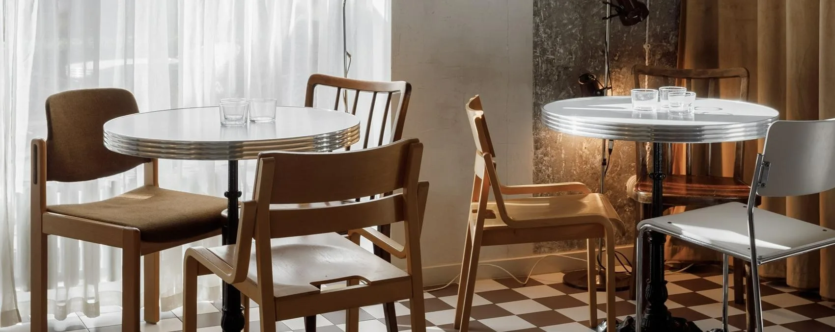 До 29 августа во Frenchie Cafe (Екатеринбург, № 15 в рейтинге WHERETOEAT УРАЛ 2025) под...